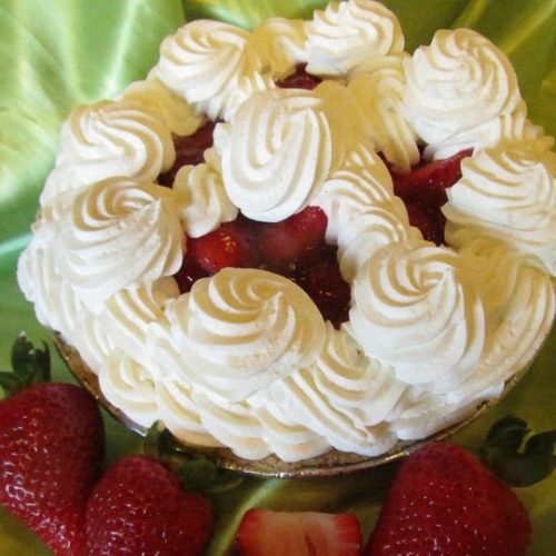 Fresh Strawberry Cream Pie